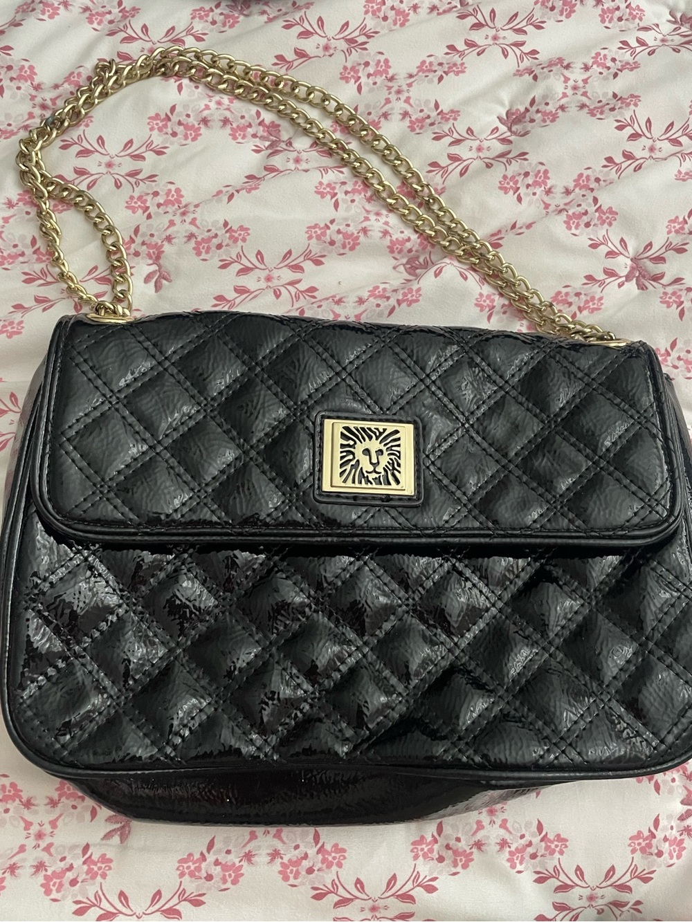 Black Quilted Ann Klein Shoulder Bag with Gold Chain